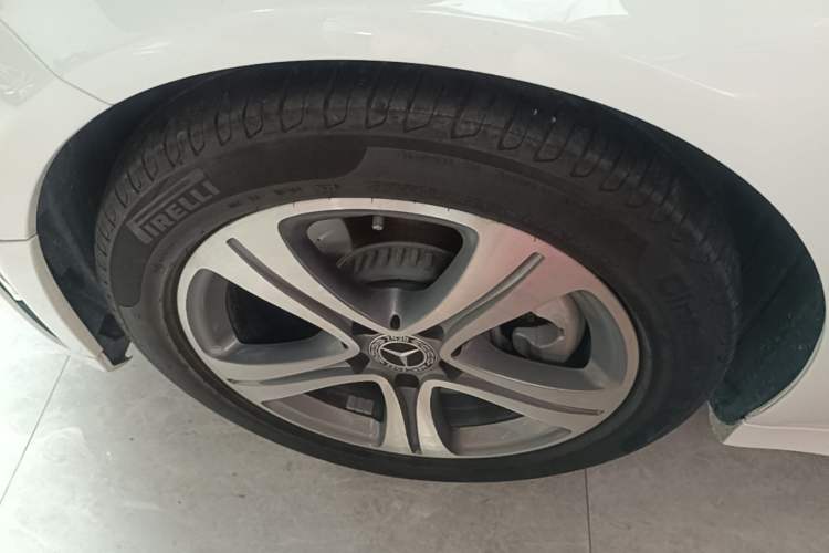 Used Mercedes-Benz C-Class 2020 Restyled C 260 L Sport Edition Left Front Wheel Hub