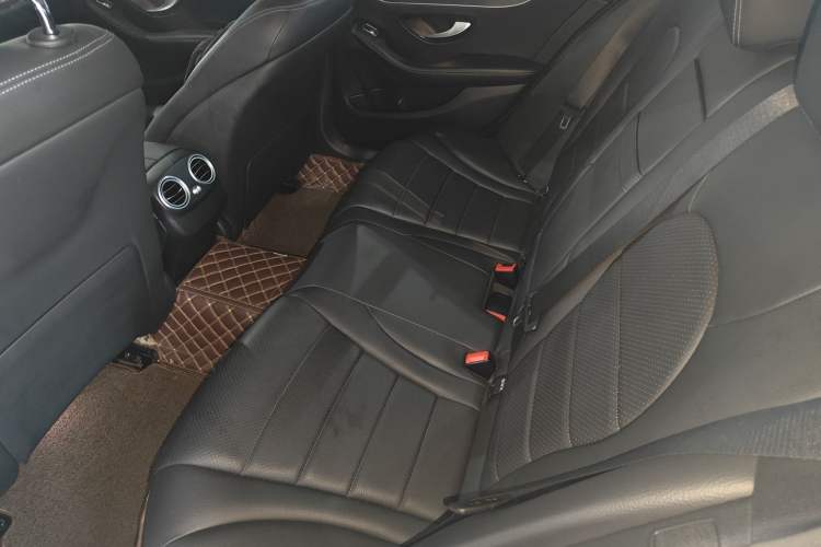 Used Mercedes-Benz C-Class 2020 Facelifted C 260 Estate Left Rear Seat