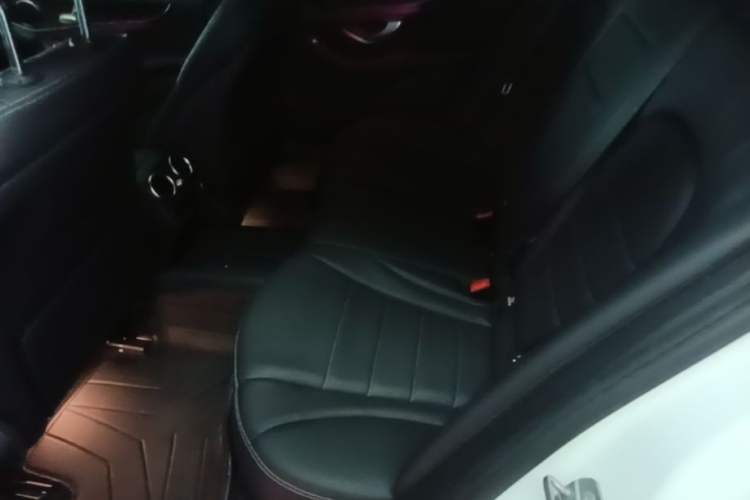 Used Mercedes-Benz C-Class 2020 Restyled C 200 L Fashion Edition Sport Version Left Rear Seat
