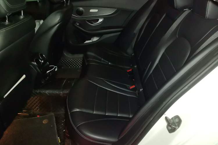 Used Mercedes-Benz C-Class 2020 C 200 L Fashion Edition Sport Version Left Rear Seat