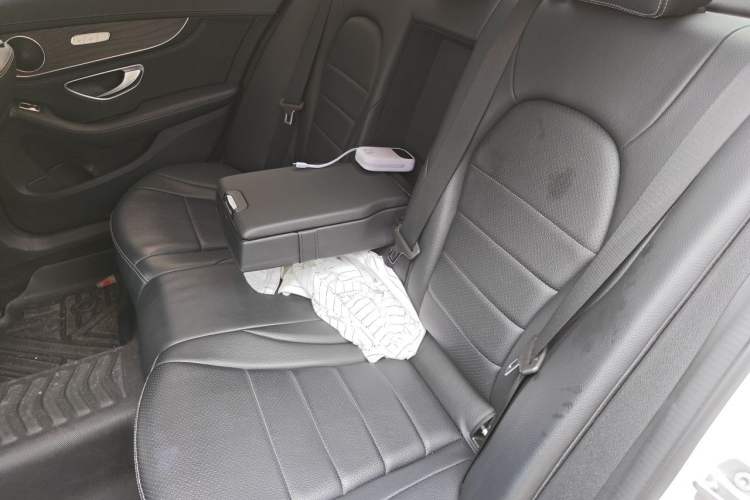 Used Mercedes-Benz C-Class 2020 C 200 L Fashion Edition Sport Version Left Rear Seat