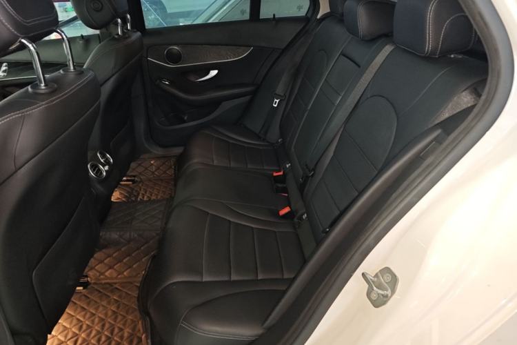Used Mercedes-Benz C-Class 2020 Facelifted C 260 Estate Left Rear Seat