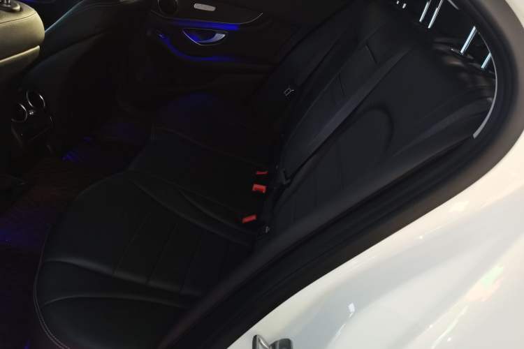 Used Mercedes-Benz C-Class 2020 Restyled C 200 L Fashion Edition Sport Version Left Rear Seat