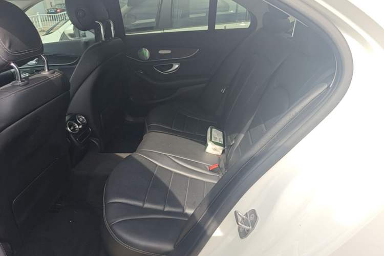 Used Mercedes-Benz C-Class 2020 C 200 L Fashion Edition Sport Version Left Rear Seat