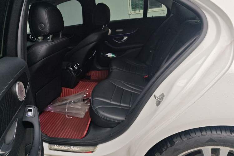 Used Mercedes-Benz C-Class 2020 Updated C 200 L Fashion Edition Left Rear Seat