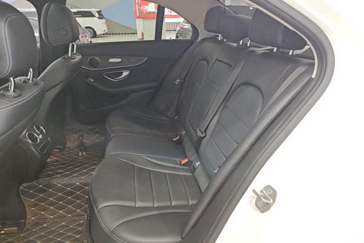 Used Mercedes-Benz C-Class 2020 Restyled C 200 L Fashion Edition Sport Version Left Rear Seat