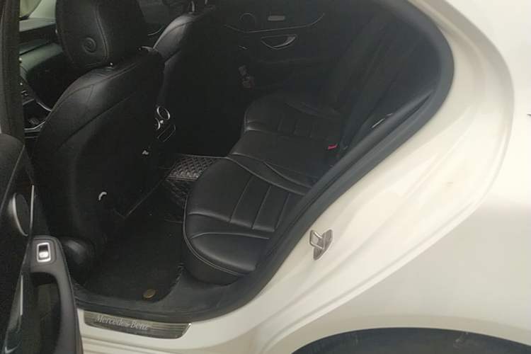 Used Mercedes-Benz C-Class 2020 Restyled C 200 L Fashion Edition Sport Version Left Rear Seat