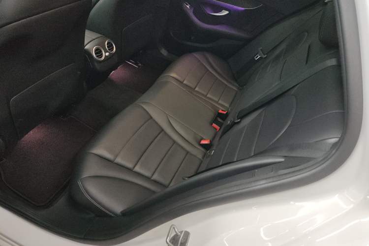 Used Mercedes-Benz C-Class 2020 Facelifted C 260 Estate Left Rear Seat