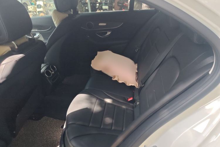 Used Mercedes-Benz C-Class 2020 C 200 L Fashion Edition Sport Version Left Rear Seat