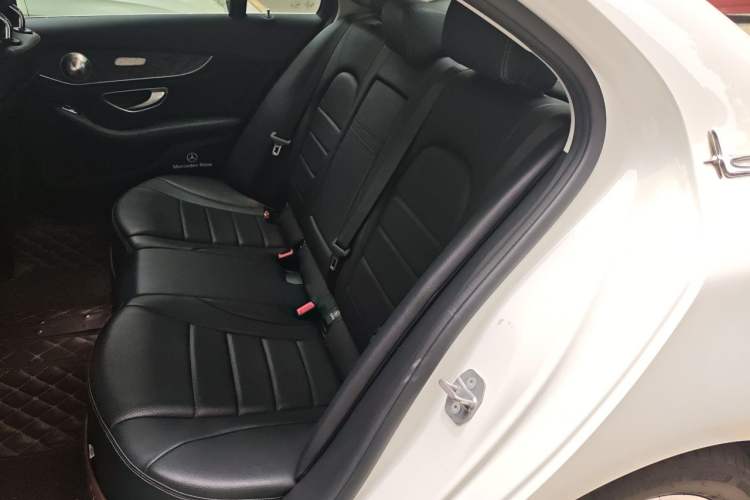 Used Mercedes-Benz C-Class 2020 Updated C 200 L Fashion Edition Left Rear Seat