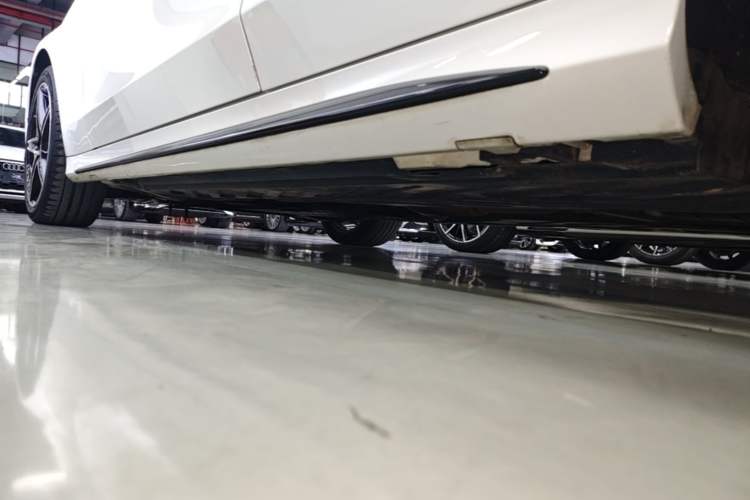 Used Mercedes-Benz C-Class 2020 Restyled C 260 Sport Edition Left Side Sill