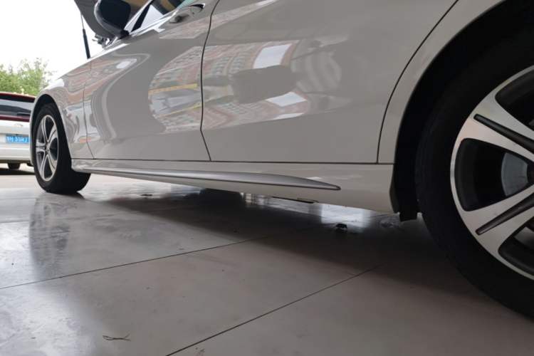 Used Mercedes-Benz C-Class 2020 Restyled C 260 L Sport Edition Left Side Sill