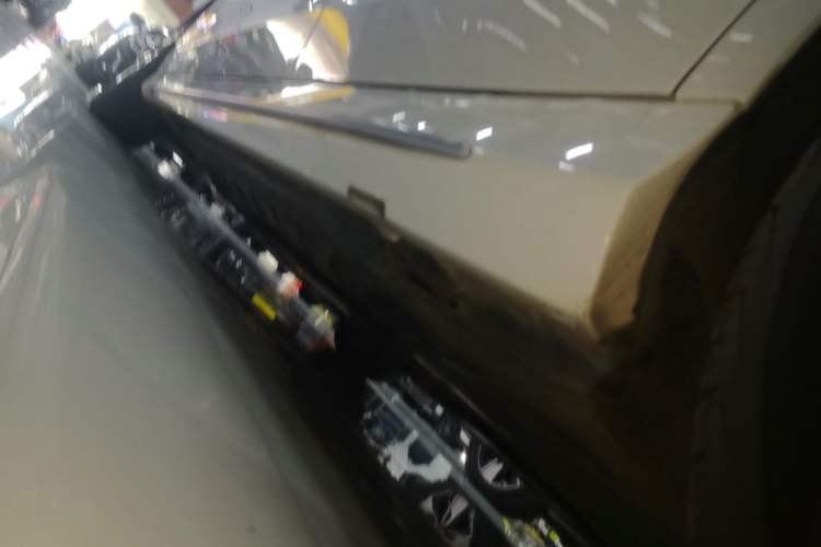 Used Mercedes-Benz C-Class 2020 Restyled C 200 L Fashion Edition Sport Version Left Side Sill