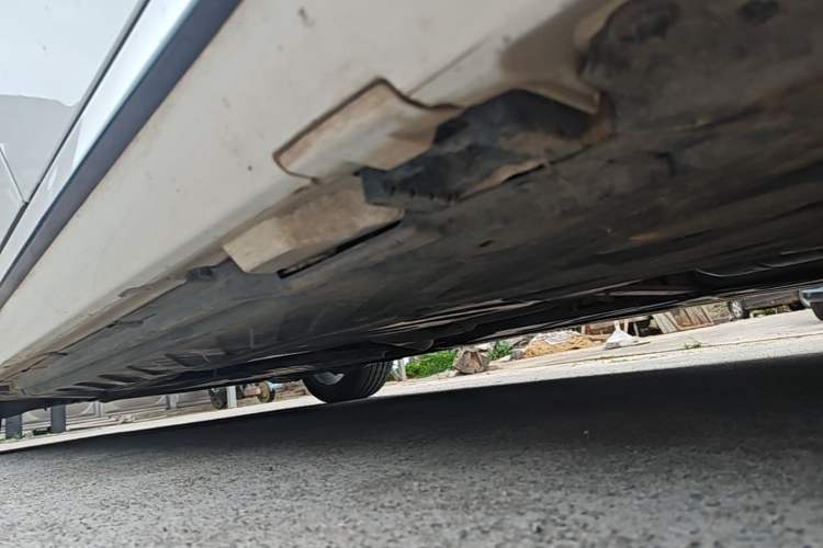 Used Mercedes-Benz C-Class 2020 Restyled C 260 Sport Edition Left Side Sill