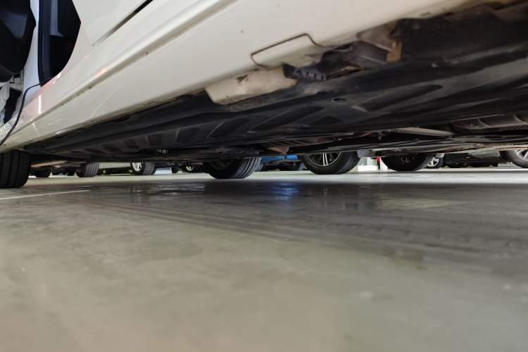 Used Mercedes-Benz C-Class 2020 C 200 station wagon Left Side Sill