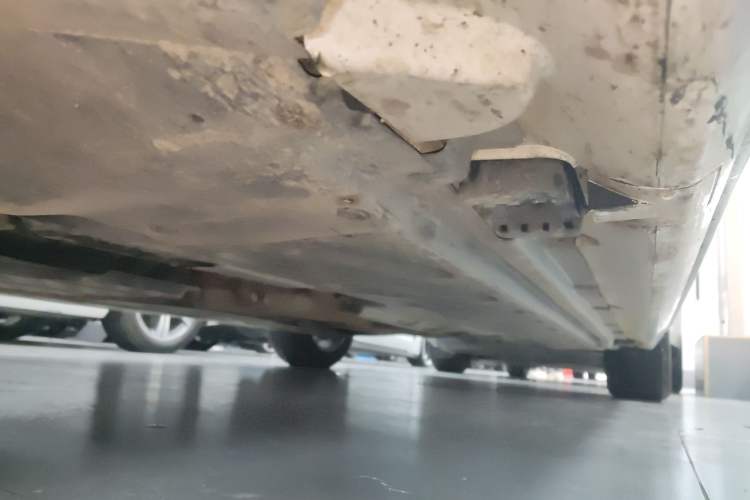 Used Mercedes-Benz C-Class 2020 Restyled C 260 L Sport Edition Left Side Sill