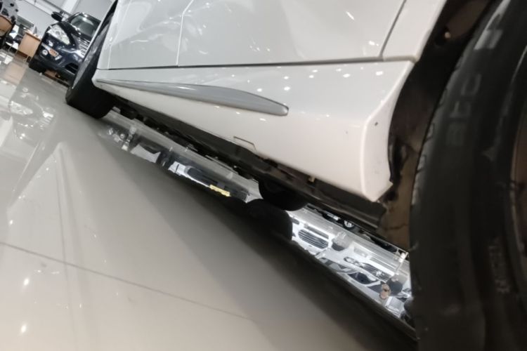 Used Mercedes-Benz C-Class 2020 Restyled C 200 L Fashion Edition Sport Version Left Side Sill