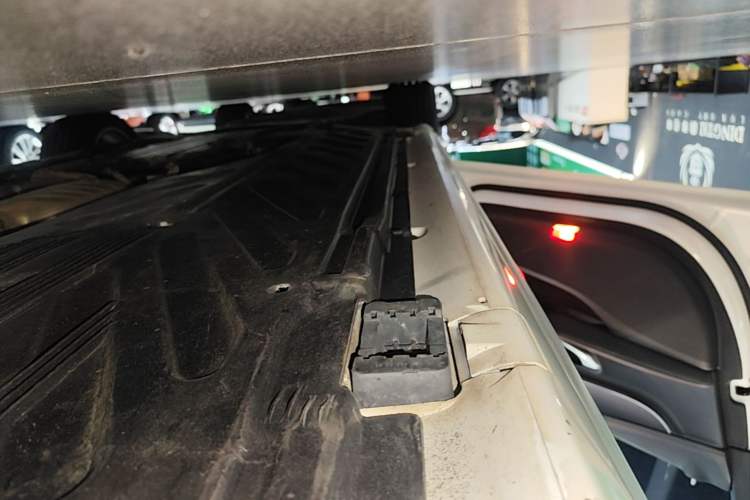 Used Mercedes-Benz C-Class 2020 C 200 L Fashion Edition Sport Version Left Side Sill