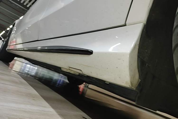 Used Mercedes-Benz C-Class 2020 Restyled C 260 Sport Edition Left Side Sill