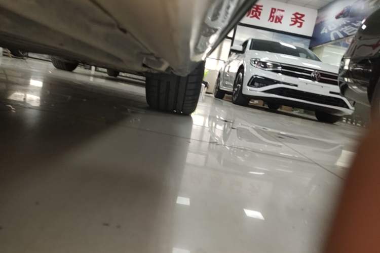 Used Mercedes-Benz C-Class 2020 Restyled C 260 Sport Edition Left Side Sill