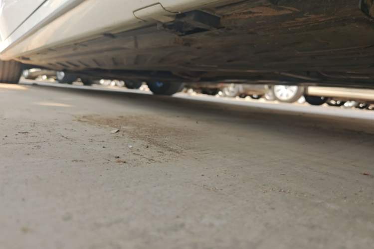 Used Mercedes-Benz C-Class 2020 Restyled C 260 L Sport Edition Left Side Sill