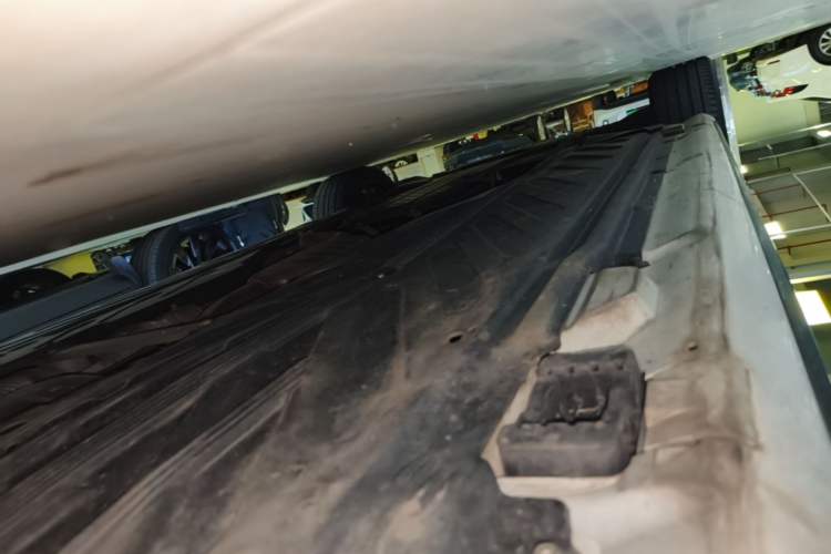 Used Mercedes-Benz C-Class 2020 C 260 Sport Edition Left Side Sill