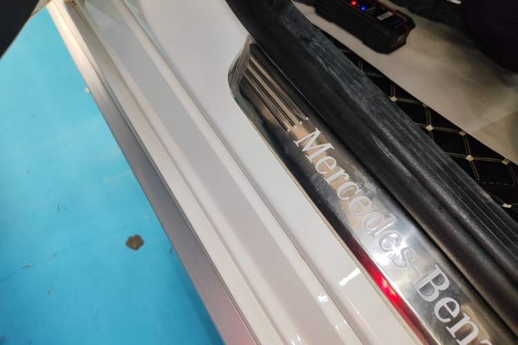 Used Mercedes-Benz C-Class 2020 Restyled C 260 L Sport Edition Left Side Sill