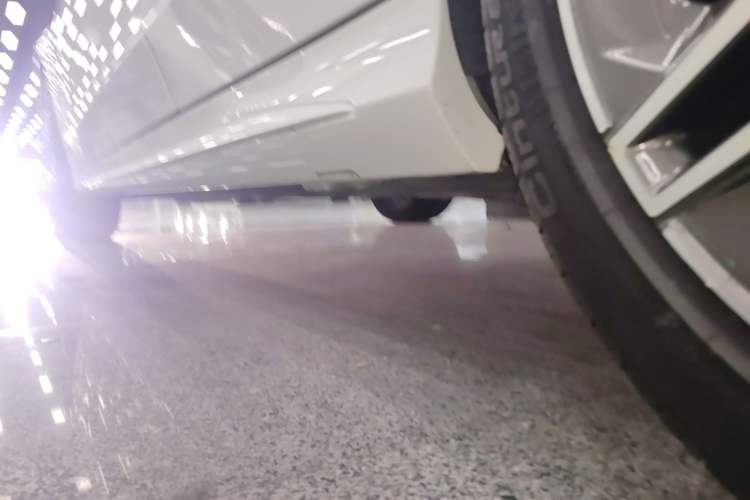 Used Mercedes-Benz C-Class 2020 Facelifted C 260 Estate Left Side Sill