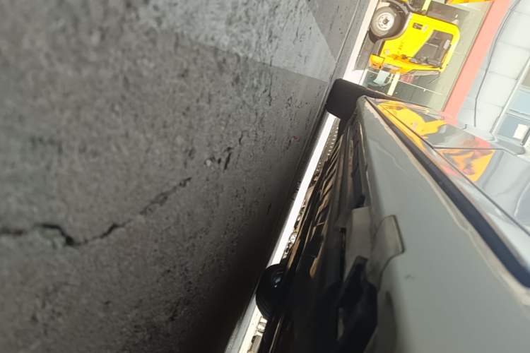 Used Mercedes-Benz C-Class 2020 Restyled C 260 Sport Edition Left Side Sill