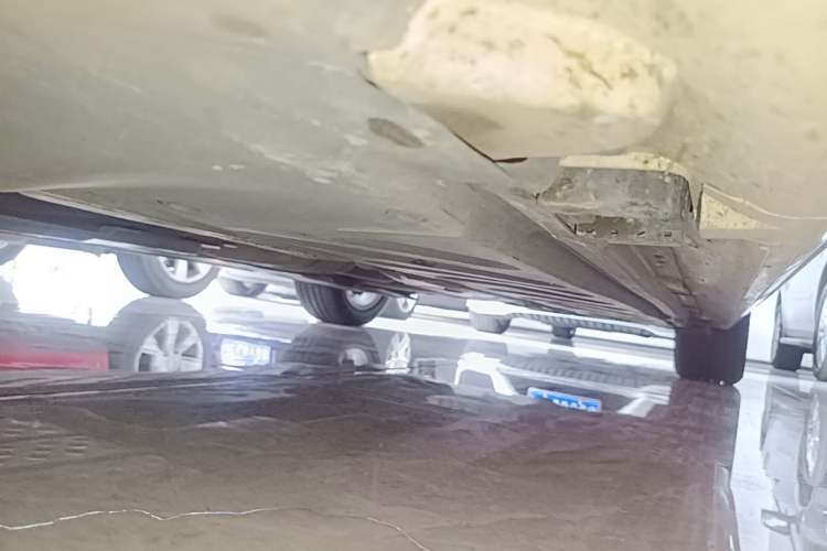 Used Mercedes-Benz C-Class 2020 Restyled C 260 L Sport Edition Left Side Sill