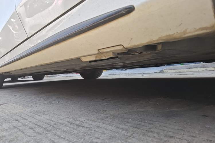 Used Mercedes-Benz C-Class 2020 Restyled C 260 Sport Edition Left Side Sill