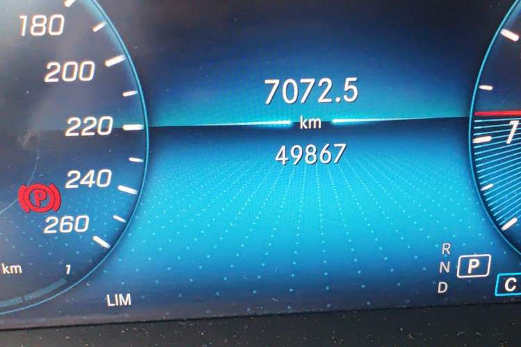 Used Mercedes-Benz C-Class 2020 C 260 Estate Odometer Close Up