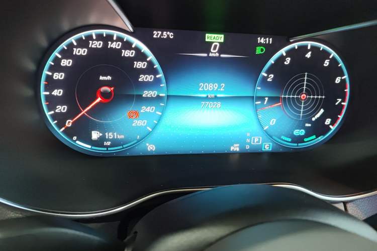 Used Mercedes-Benz C-Class 2020 C 260 L Sport Edition Odometer Close Up