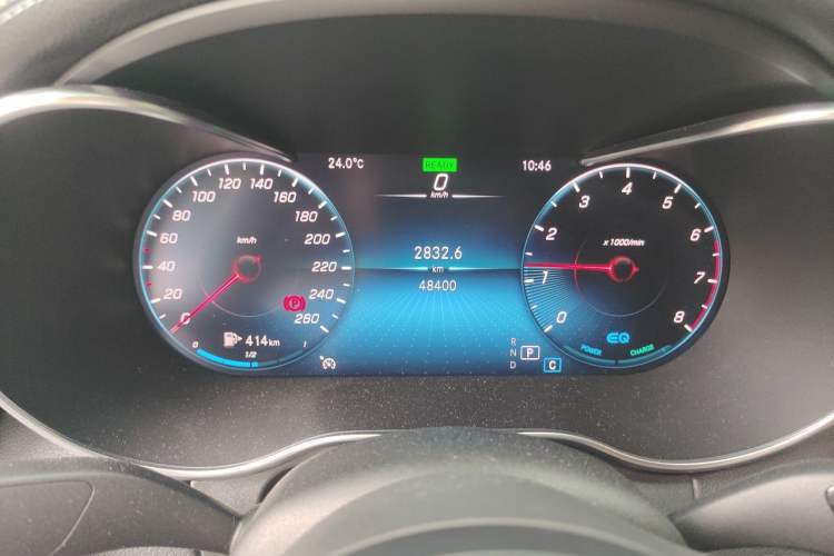 Used Mercedes-Benz C-Class 2020 C 260 L Sport Edition Odometer Close Up