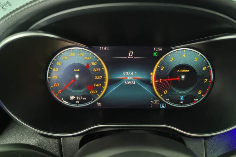 Used Mercedes-Benz C-Class 2020 Restyled C 200 L Fashion Edition Sport Version Odometer Close Up