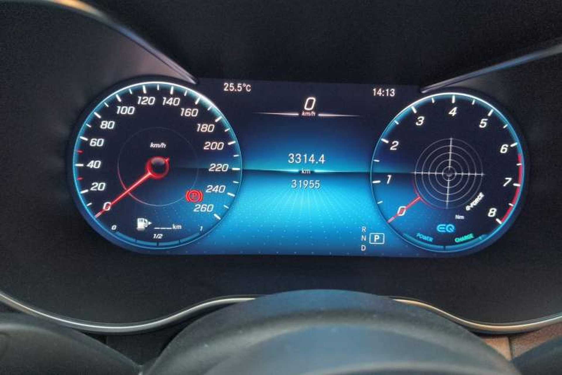 Used Mercedes-Benz C-Class 2020 Restyled C 260 L Sport Edition Odometer Close Up