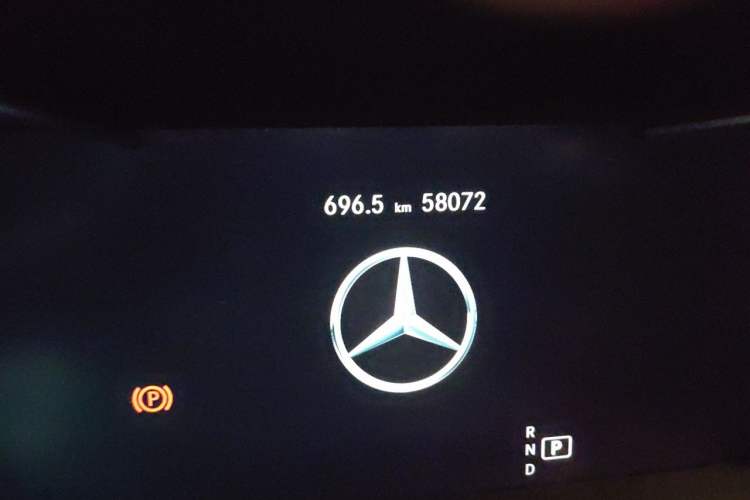 Used Mercedes-Benz C-Class 2020 C 260 L Sport Edition Odometer Close Up