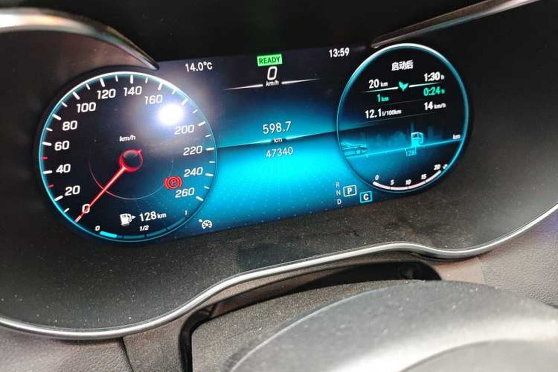 Used Mercedes-Benz C-Class 2020 Restyled C 260 L Sport Edition Odometer Close Up