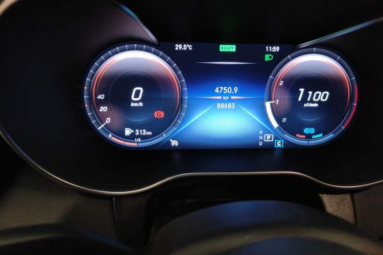 Used Mercedes-Benz C-Class 2020 C 260 Sport Edition Odometer Close Up