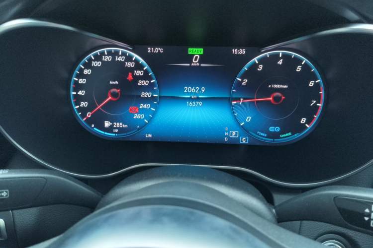 Used Mercedes-Benz C-Class 2020 Restyled C 260 Sport Edition Odometer Close Up