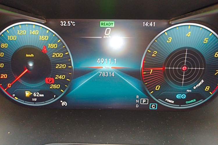 Used Mercedes-Benz C-Class 2020 Restyled C 260 Sport Edition Odometer Close Up