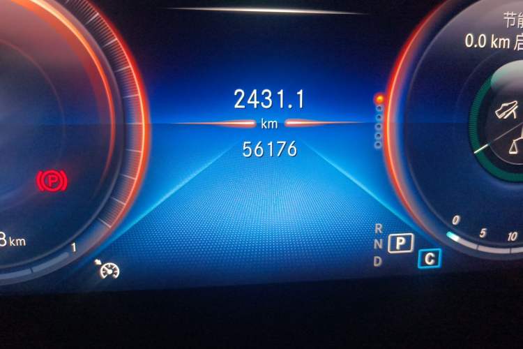 Used Mercedes-Benz C-Class 2020 C 260 L Sport Edition Odometer Close Up