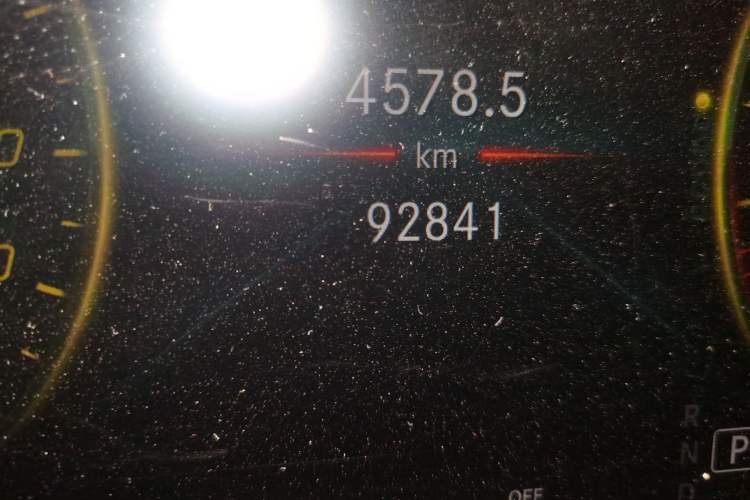 Used Mercedes-Benz C-Class 2020 C 260 L Sport Edition Odometer Close Up