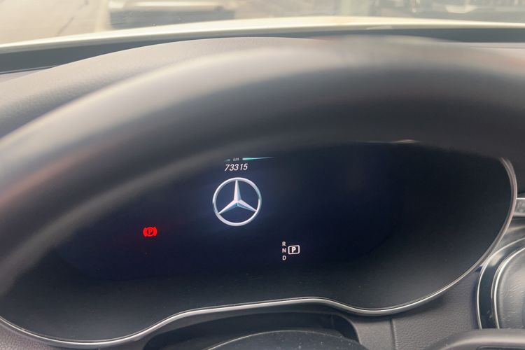 Used Mercedes-Benz C-Class 2020 Facelifted C 260 Estate Odometer Close Up
