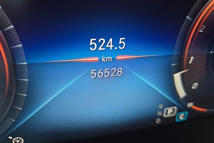 Used Mercedes-Benz C-Class 2020 Updated C 200 L Fashion Edition Odometer Close Up