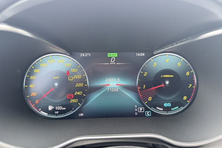 Used Mercedes-Benz C-Class 2020 Facelifted C 260 Estate Odometer Close Up