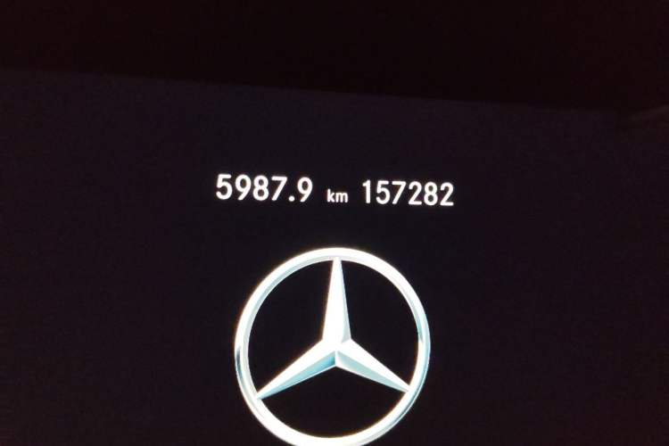 Used Mercedes-Benz C-Class 2020 Restyled C 260 L Sport Edition Odometer Close Up