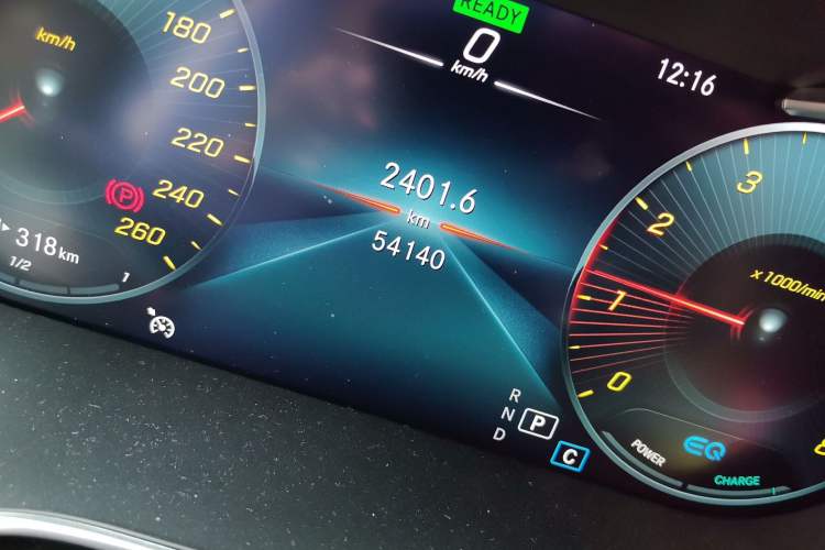 Used Mercedes-Benz C-Class 2020 C 260 Sport Edition Odometer Close Up