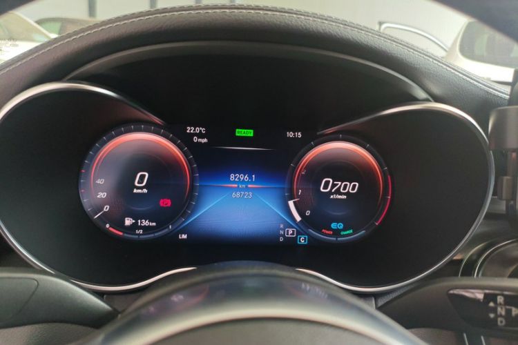 Used Mercedes-Benz C-Class 2020 C 260 L Sport Edition Odometer Close Up