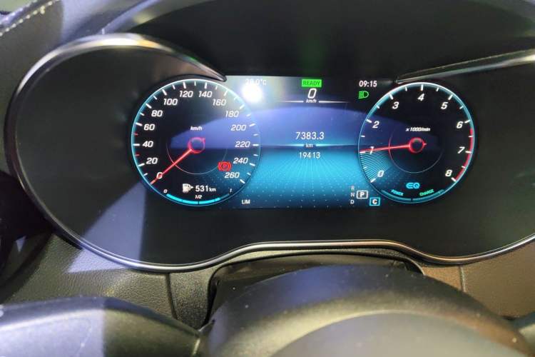 Used Mercedes-Benz C-Class 2020 Restyled C 260 L Sport Edition Odometer Close Up